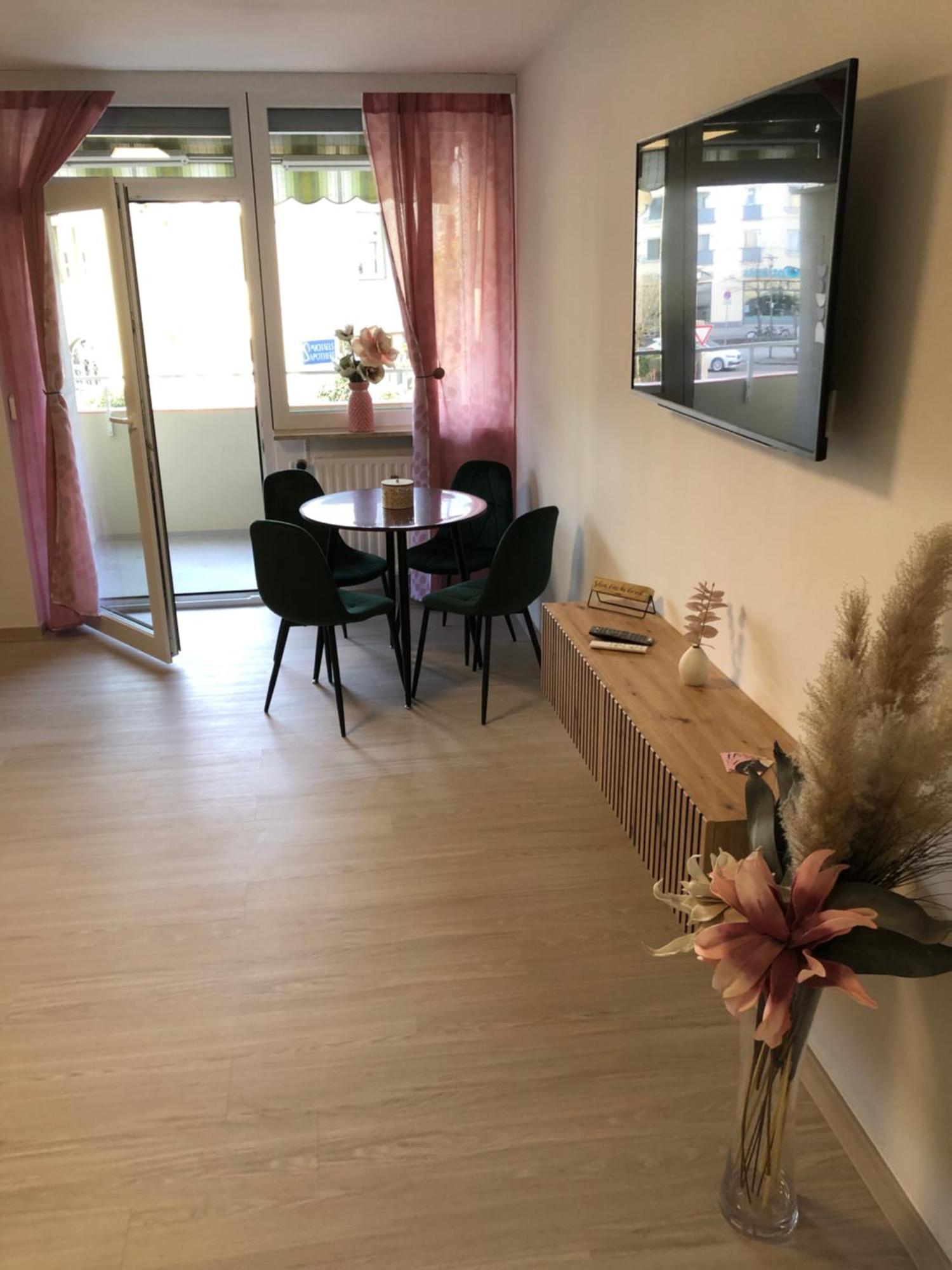 Lilis Apartment Mit Balkon Augsburg Eksteriør bilde