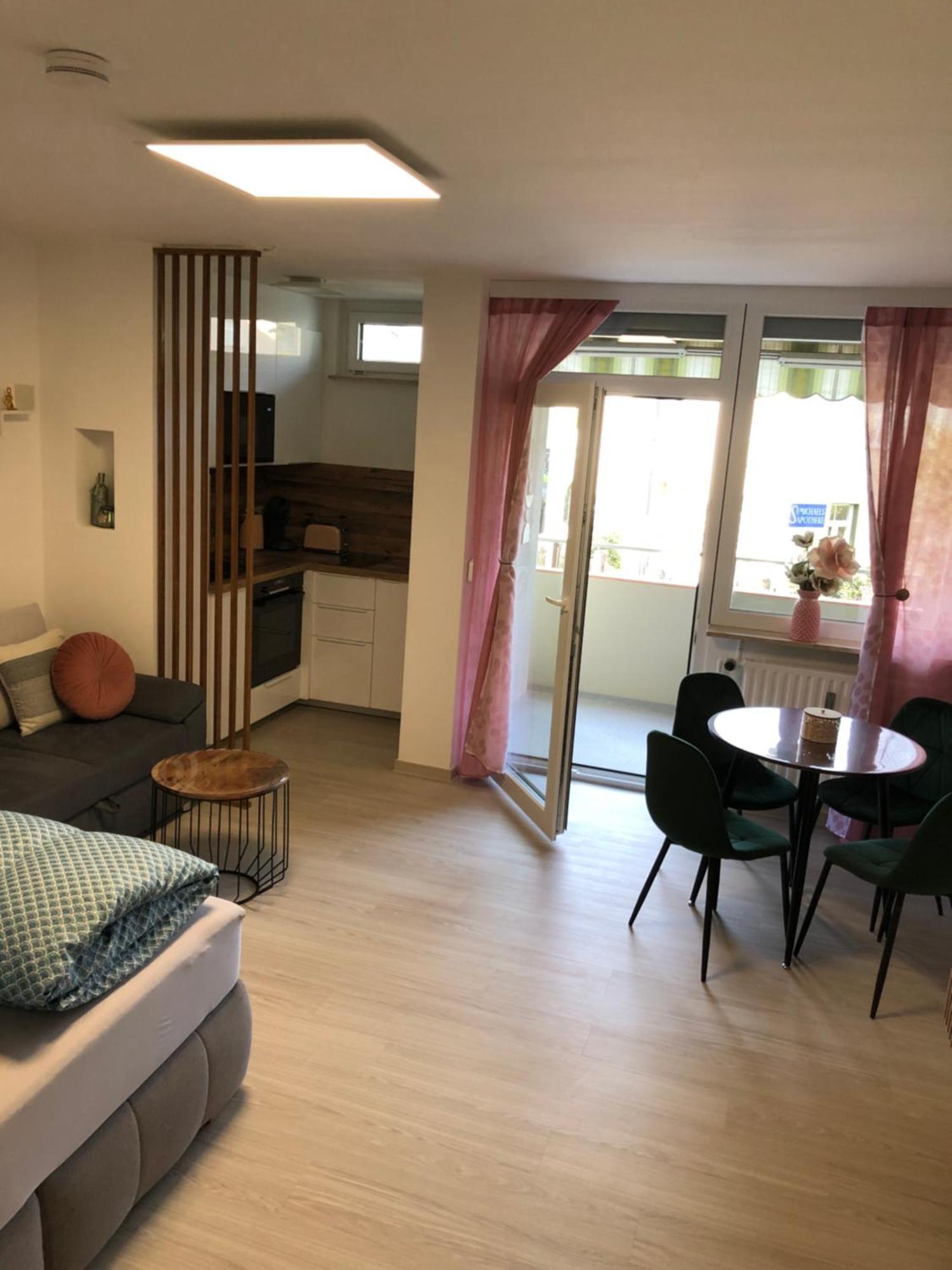 Lilis Apartment Mit Balkon Augsburg Eksteriør bilde
